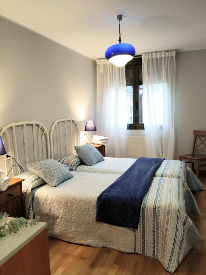 Apartamento En Oviedo,Wifi ภายนอก รูปภาพ