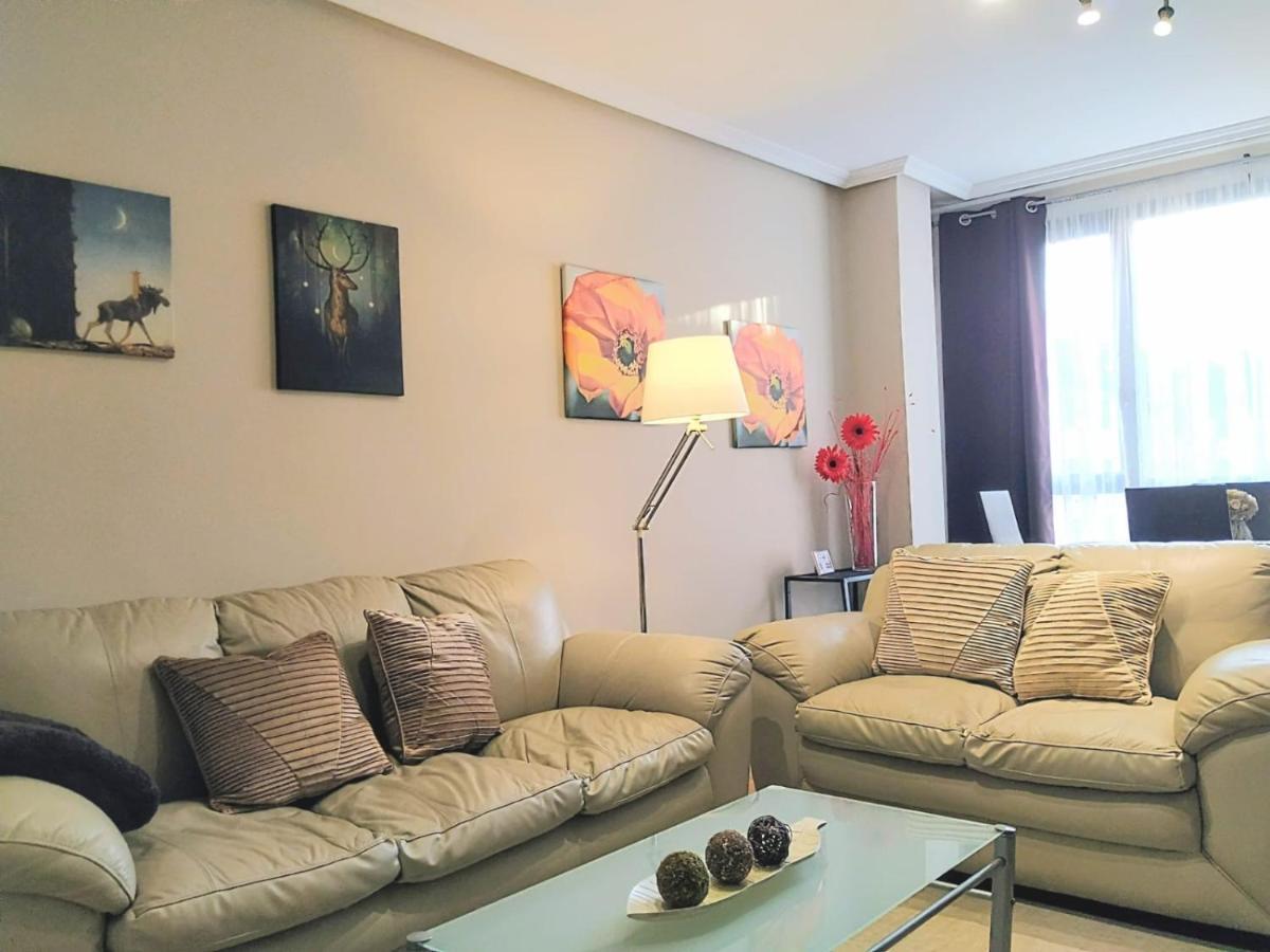 Apartamento En Oviedo,Wifi ภายนอก รูปภาพ