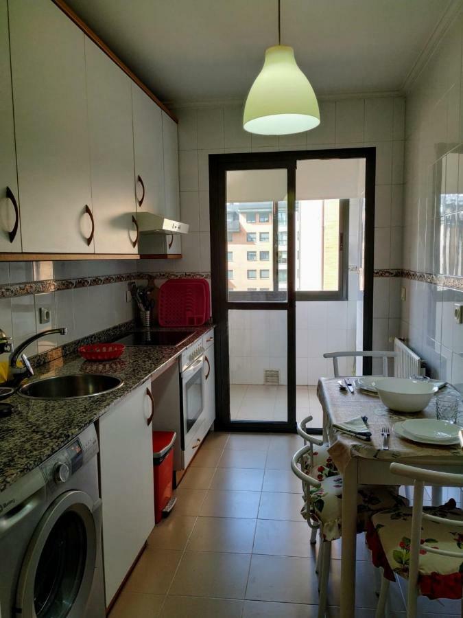 Apartamento En Oviedo,Wifi ภายนอก รูปภาพ